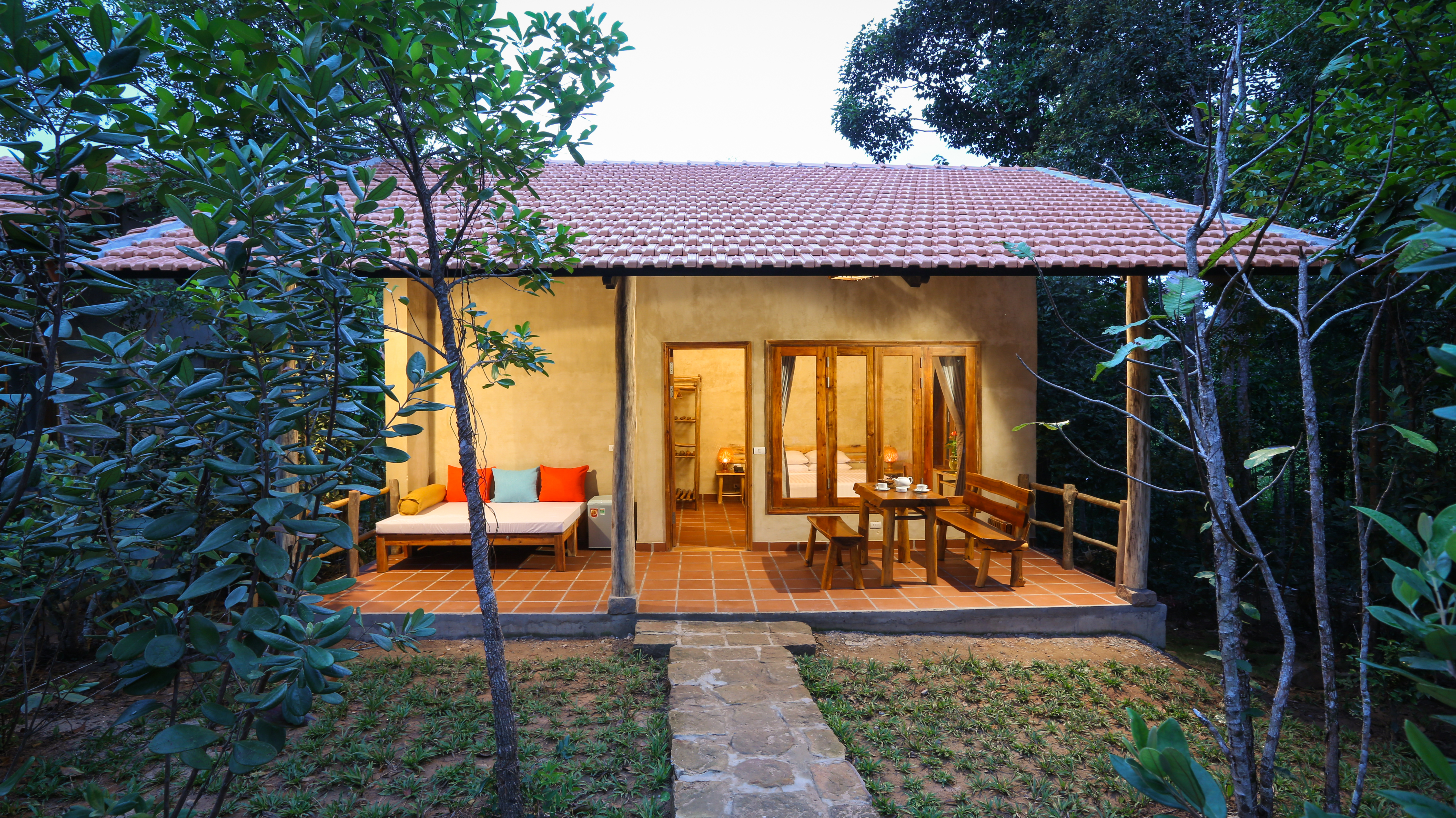 Superior Bungalow with Garden View